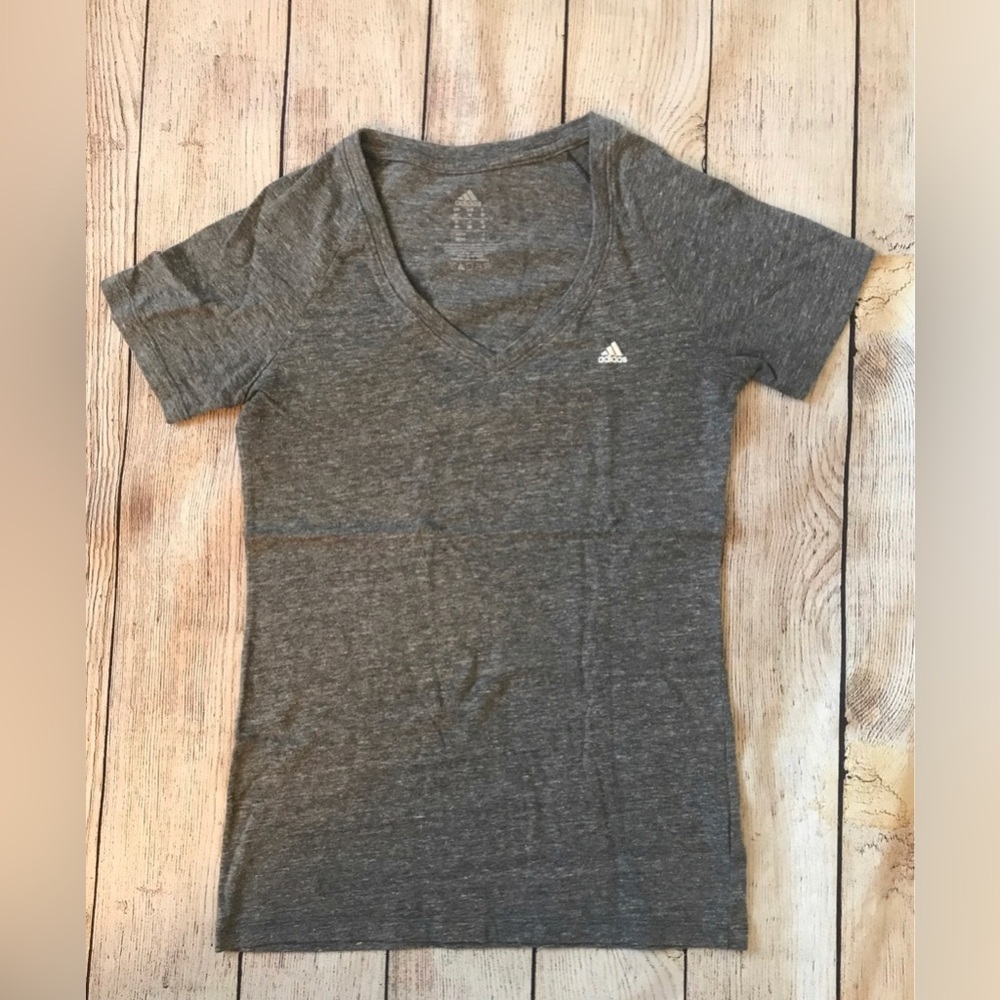 Adidas T-shirt